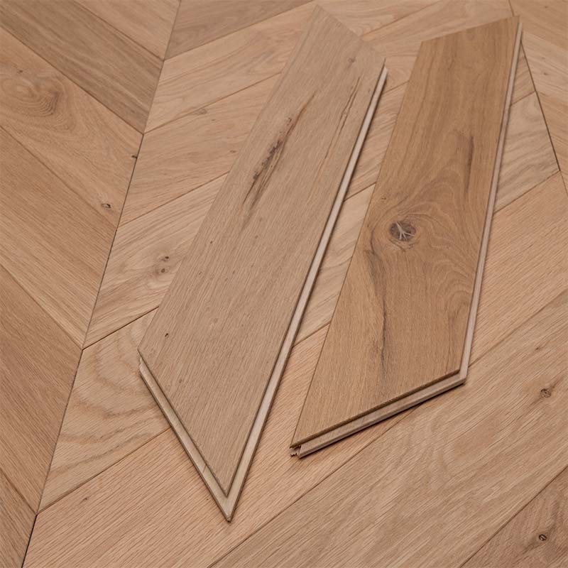 artisan eng oak chevron invisible, light brushed & oiled 90x510 b