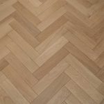 artisan eng oak herringbone invisible, light brushed & oiled 90x400