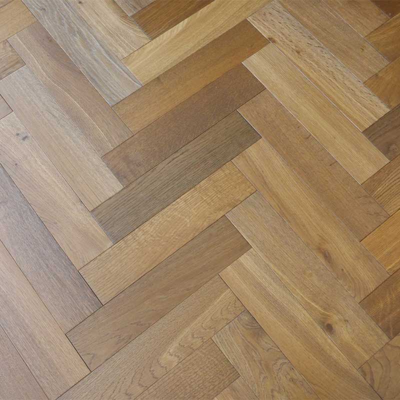 artisan eng oak herringbone smoked, brushed & uv oiled 90x400
