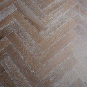 artisan eng oak herringbone smoked white, distressed & hardwax oiled 90x450