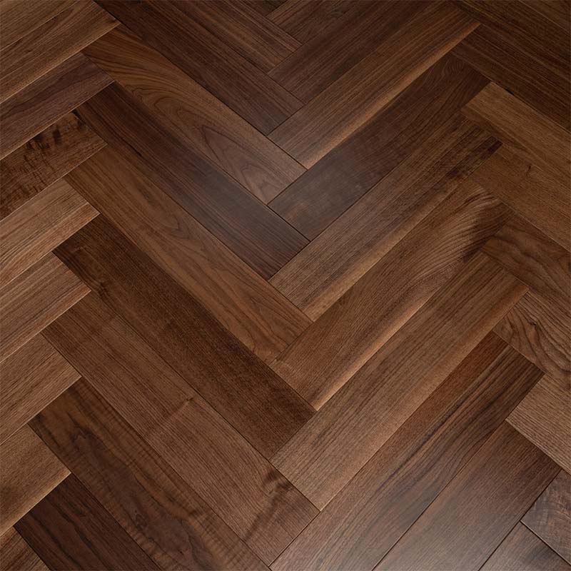 artisan eng walnut herringbone natural, smooth & uv lacquered 125x600