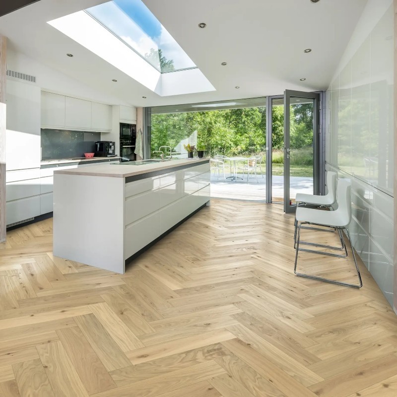 kahrs engineered oak large herringbone cc dim white