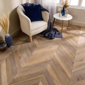 Forest Ridge Engineered Oak - Chevron Smoked Grey